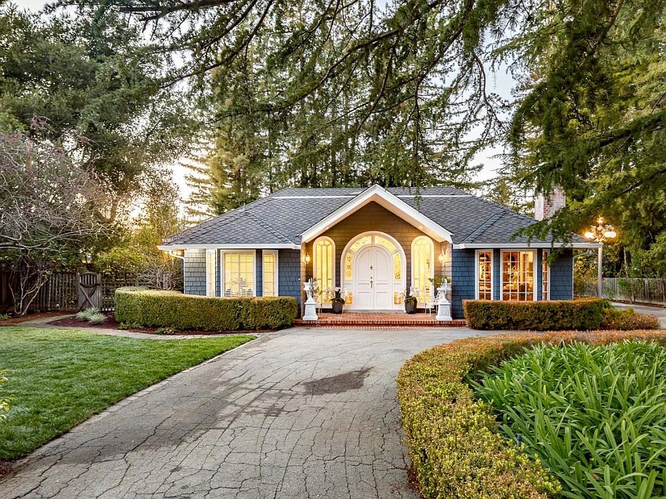 18 Stockbridge Ave, Atherton, CA 94027 Zillow
