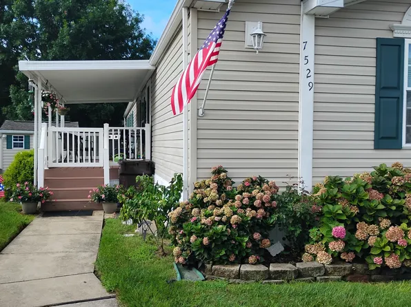 7529 Clearlake Ln, Middle River, MD 21220