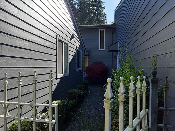 3rd image of 14315 123rd Ave NE APT C