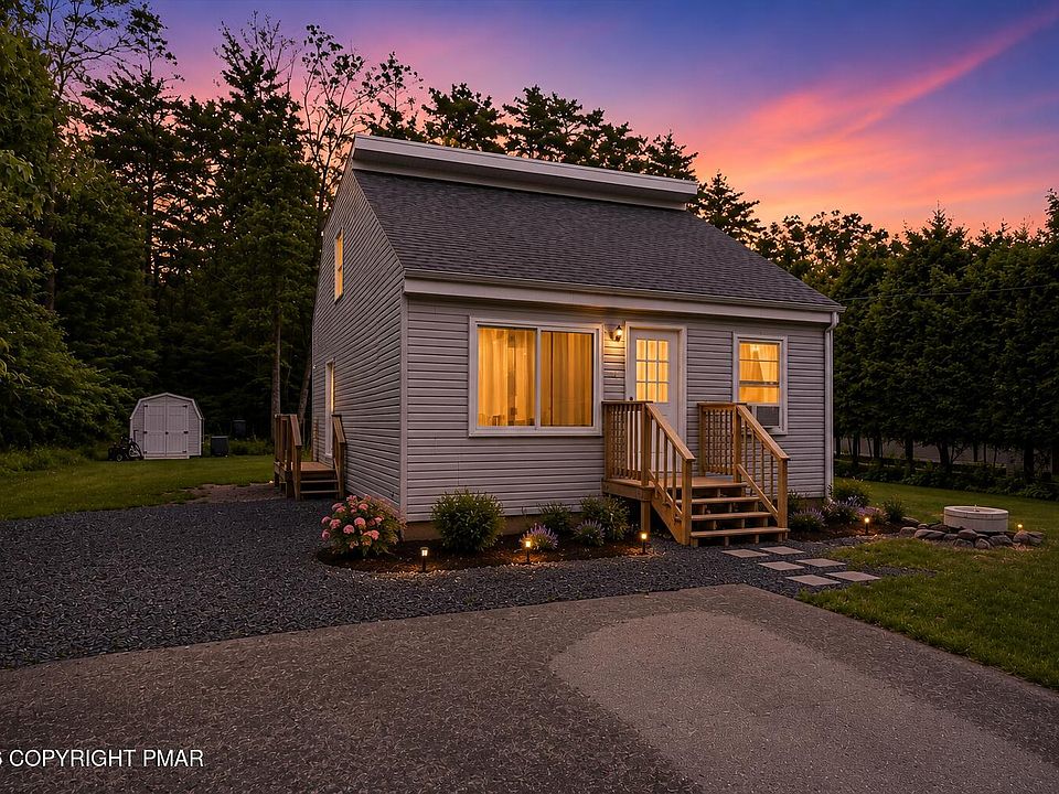 1st image of 3084 Pleasant View Dr