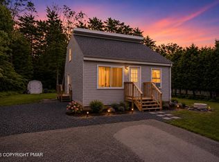 3084 Pleasant View Dr, Kunkletown, PA 18058
