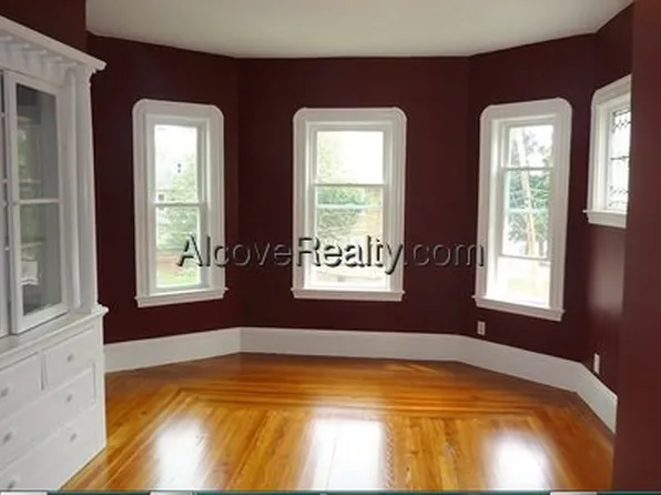 (undisclosed Address), Somerville, MA 02144