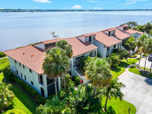 2536 NW Seagrass Drive #2a, Palm City, FL 34990