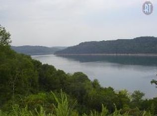 85 Harbor Pointe Dr, Silver Point, TN 38582