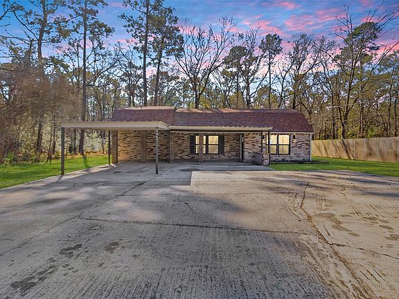 2nd image of 18462 Rolling Hills Dr