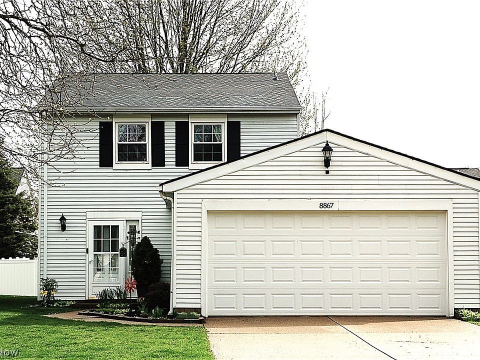 1st image of 8867 Holly Ln