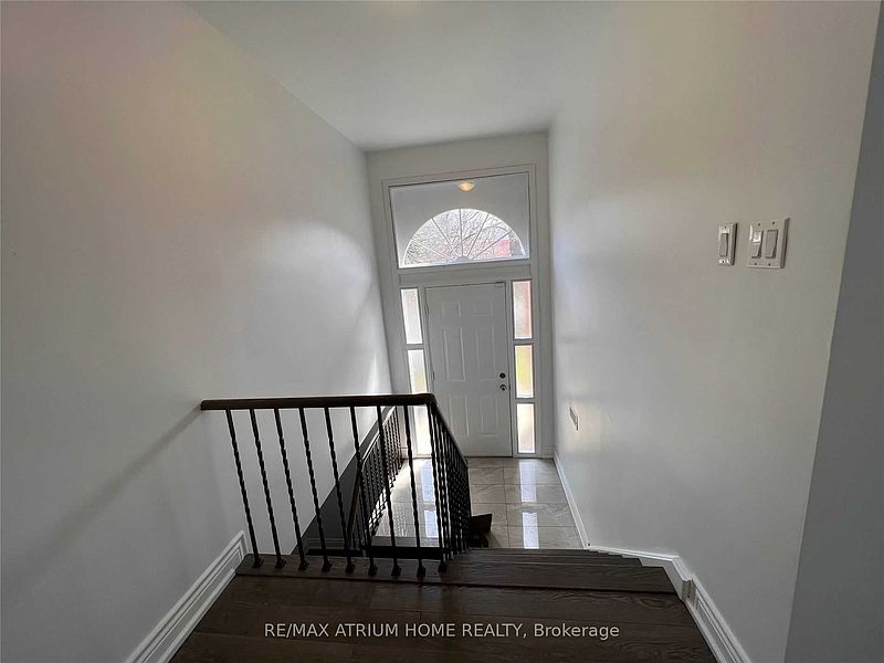 Toronto House for rent - 5 Bedrooms in Toronto