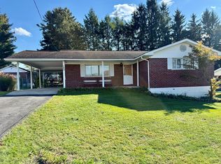 103 Curtis Ave, Beckley, WV 25801