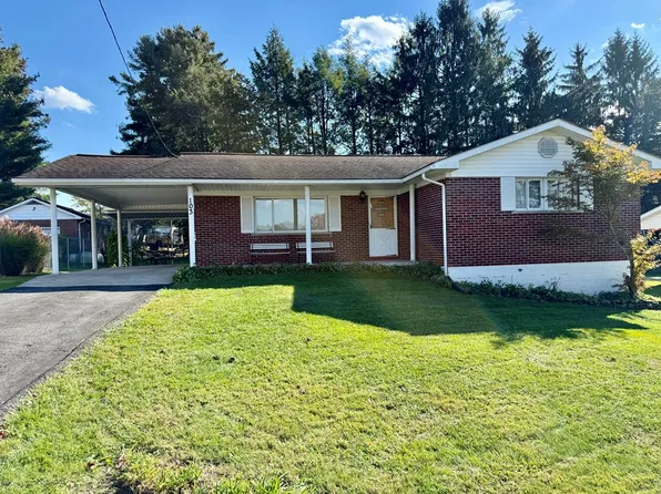 103 Curtis Ave, Beckley, WV 25801