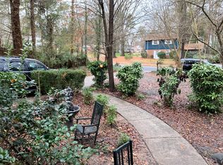 401 Long Leaf Dr, Chapel Hill, NC 27517