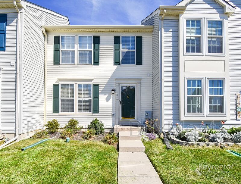 1st image of 1214 Pin Oak Dr