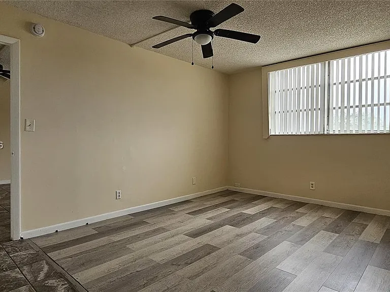 403 NW 68th Ave #309 — Photo 13