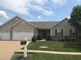 304 Woodson Trail Dr, Wentzville, MO