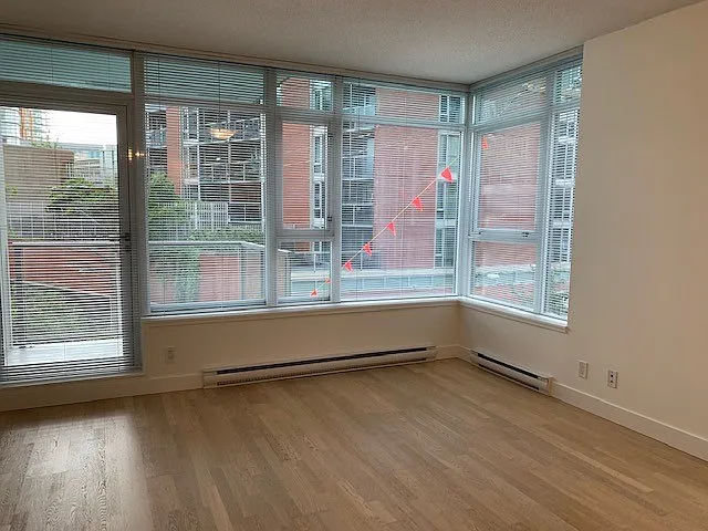 251 E 7th Ave #607 — Photo 7