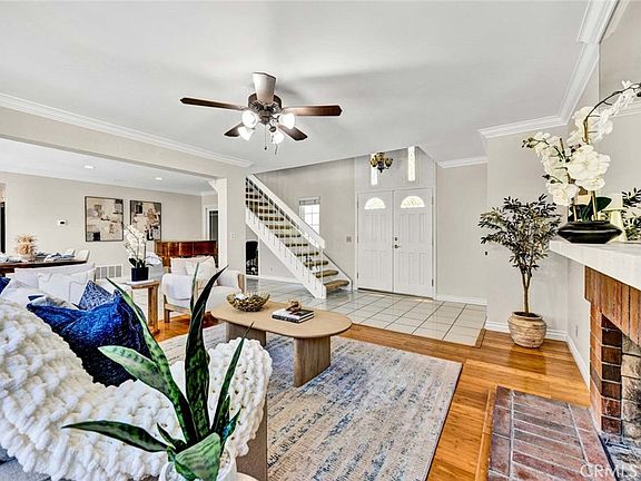 4th image of 3841 Claremont St