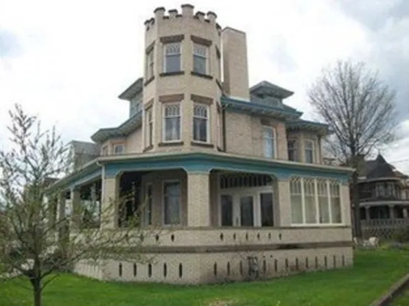 1111 Highland Ave, New Castle, PA 16105