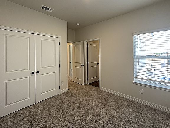 4th image of 1154 Lindsey Dr #B