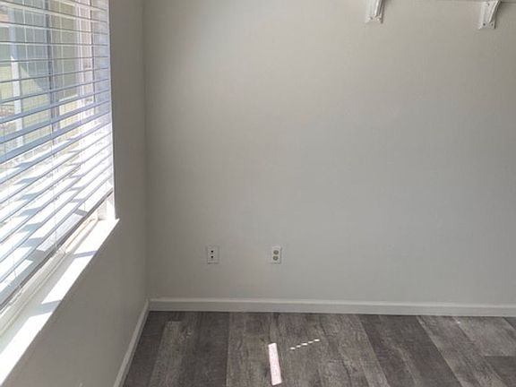 4th image of 3481 Indian Dr