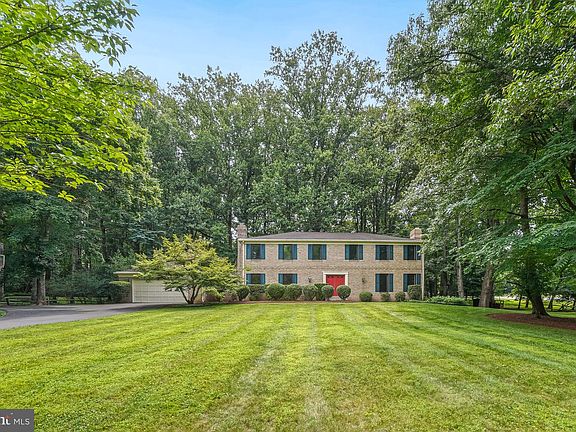 4th image of 11701 Beekman Pl