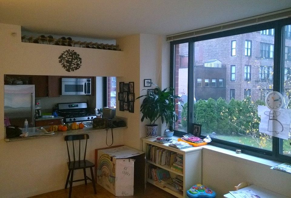 1st image of 400 W 55th St APT 4L