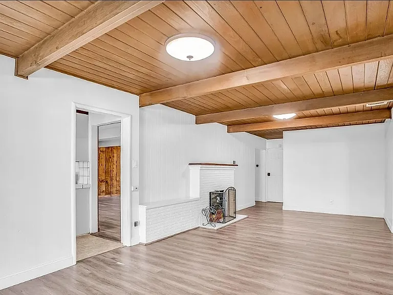 508 Webster St — Photo 7