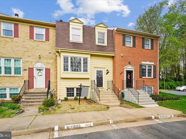 9752 High Water Ct, Burke, VA 22015