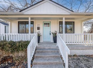 201 SE Summit Ave, Lees Summit, MO 64063