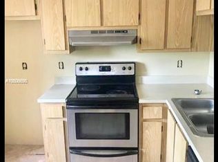 2190 SW 80th Ter, Hollywood, FL 33025