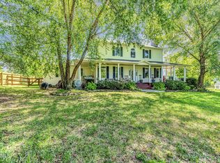 8510 Shackleford Ln, Strawberry Plains, TN 37871