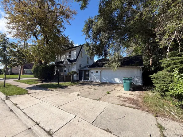 7001 Anthony St, Dearborn, MI 48126