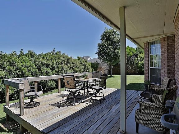 5th image of 6341 Bay Hill Dr