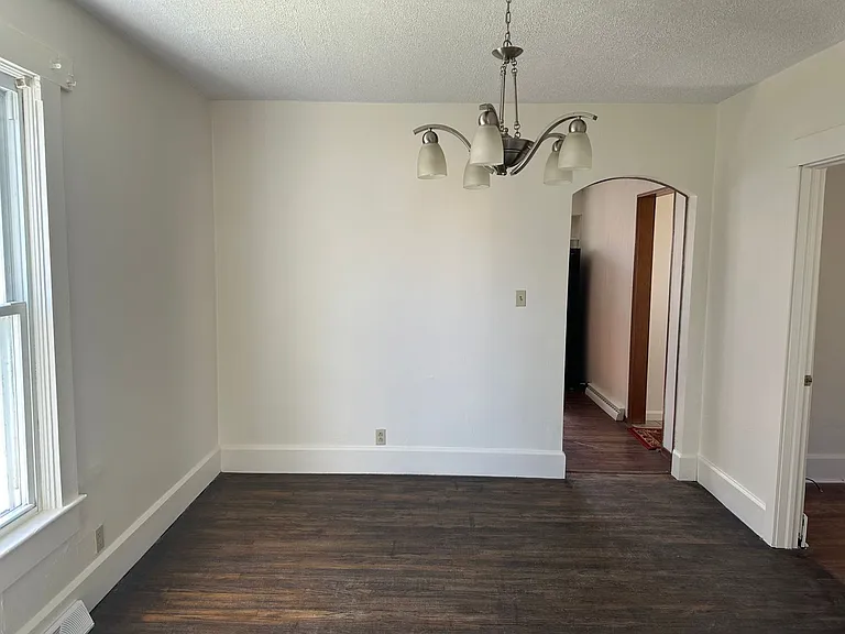 226 Park St — Photo 6