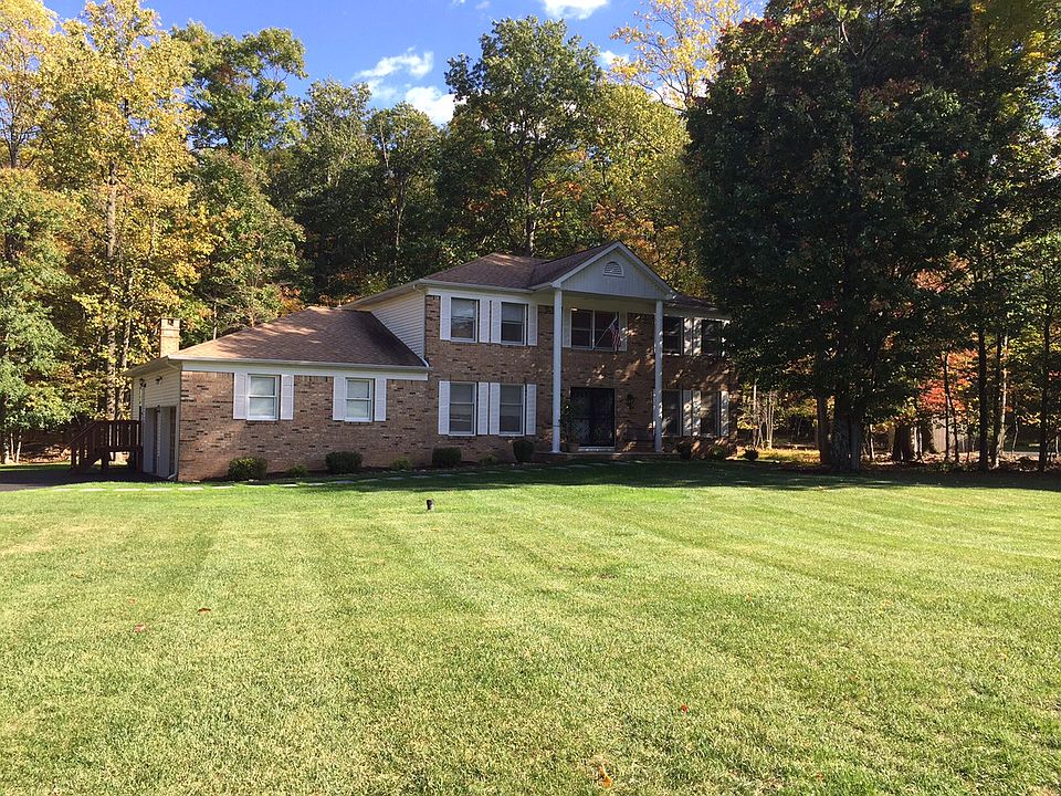 2nd image of 7 Black Birch Dr