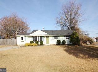 1125 Vivian Ct, Woodbury, NJ 08096