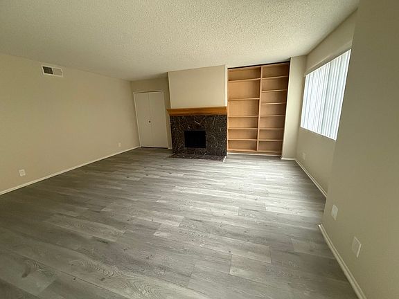 2nd image of 14250 Sherman Way APT 114
