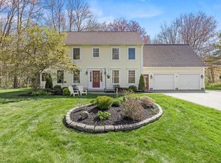 4 Geary Way, Falmouth, ME 04105