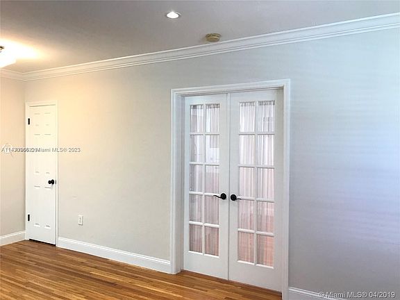 5th image of 35 Antilla Ave APT 4