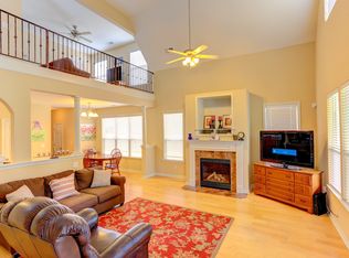 1444 Island Dr, Memphis, TN 38103