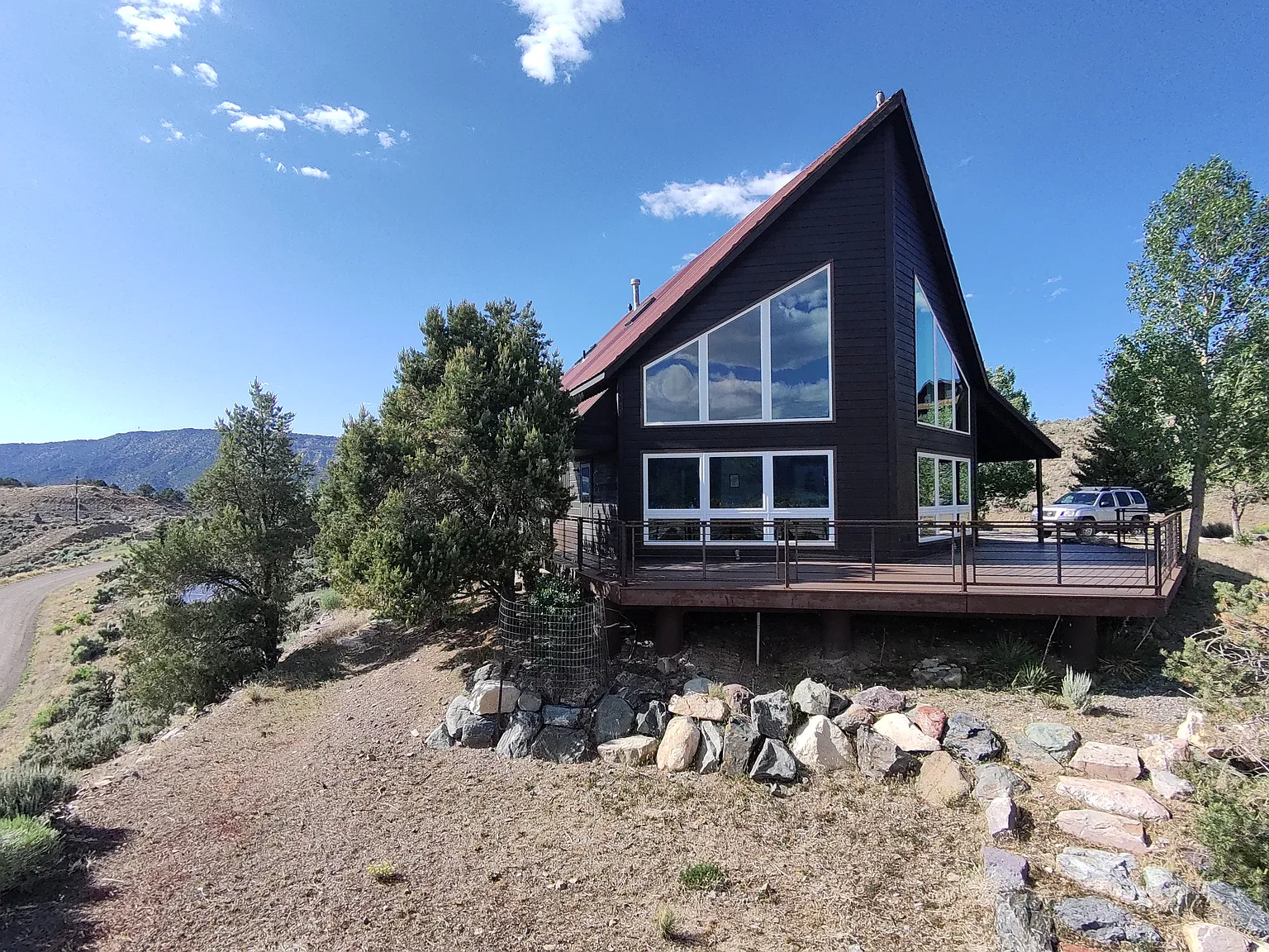 2 bed, 3198 sqft, $3,500 — Photo 2