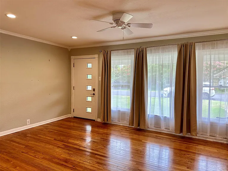1509 Vine St — Photo 9
