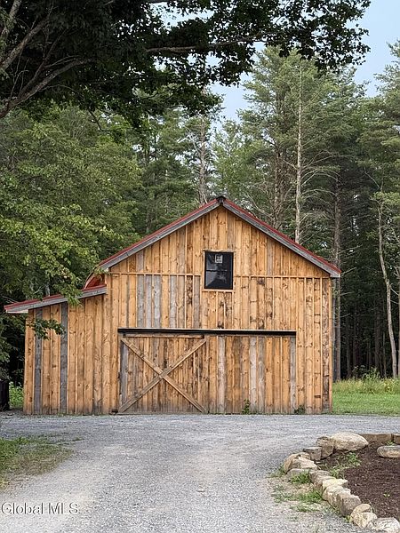 2nd image of 192 Benninger Road
