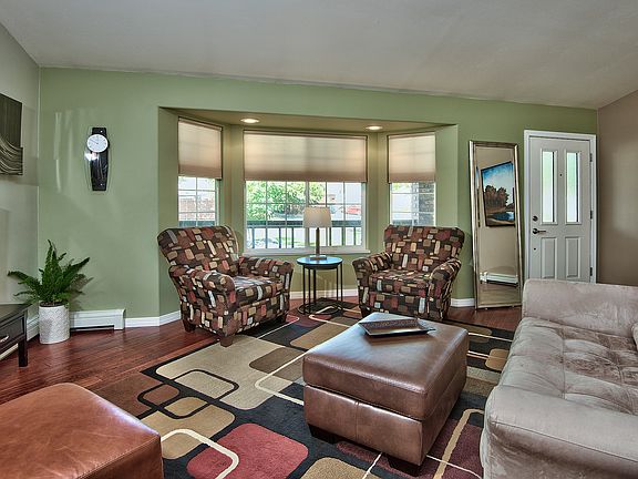 Shows Like a Model Home!