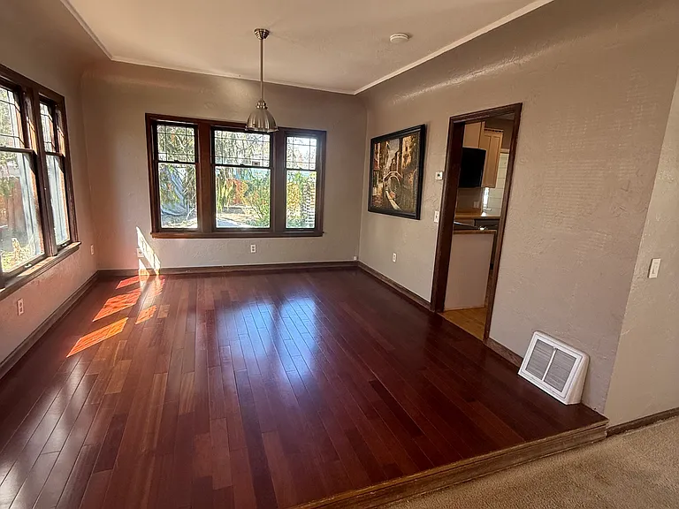 800 Yakima St — Photo 36