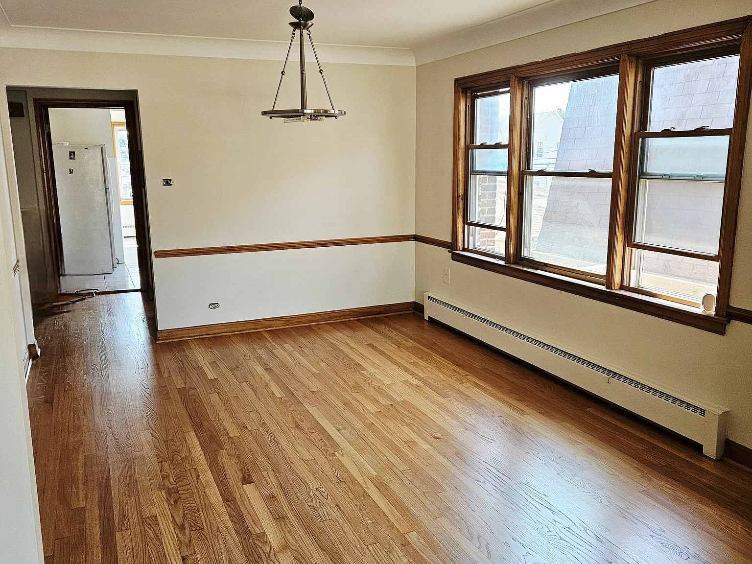 5509 W Sunnyside Ave — Photo 3