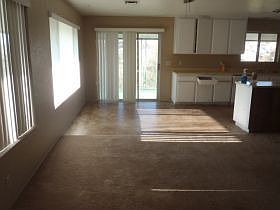 3rd image of 3561 Tecumseh Dr