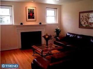 122 Calvarese Ln, Wayne, PA 19087