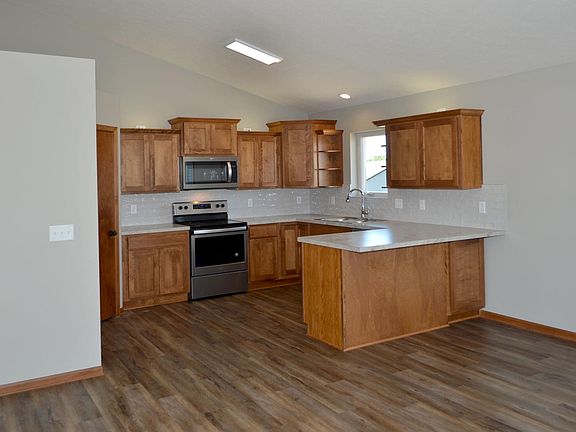 5th image of 7524 S 79th St