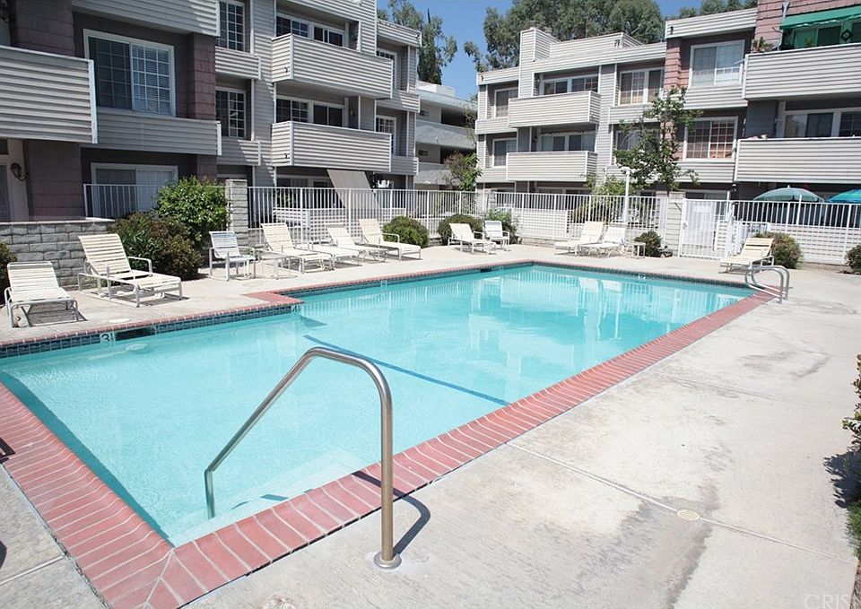 2nd image of 20235 Keswick St Unit 314