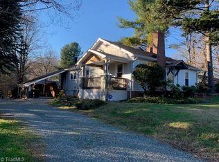 4820 Dippen Rd, Winston Salem, NC 27105