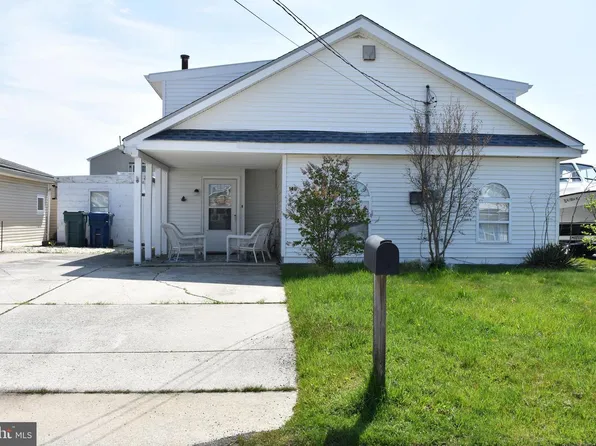 140 N Ensign Dr, Little Egg Harbor, NJ 08087